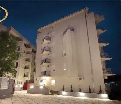 Holiday Wing Apartment 2 Jagodina Luaran gambar