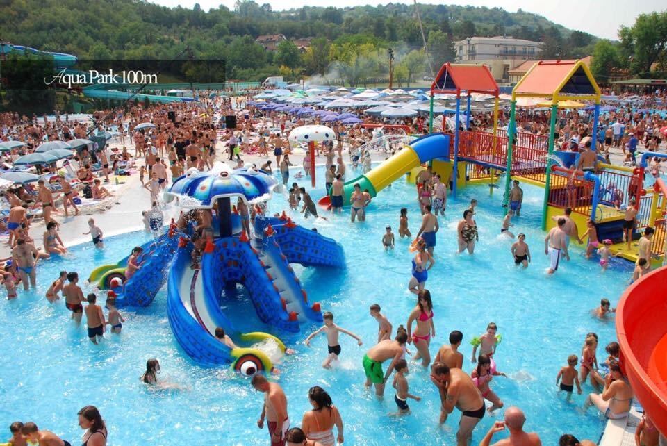 Holiday Wing Apartment 2 Jagodina Luaran gambar
